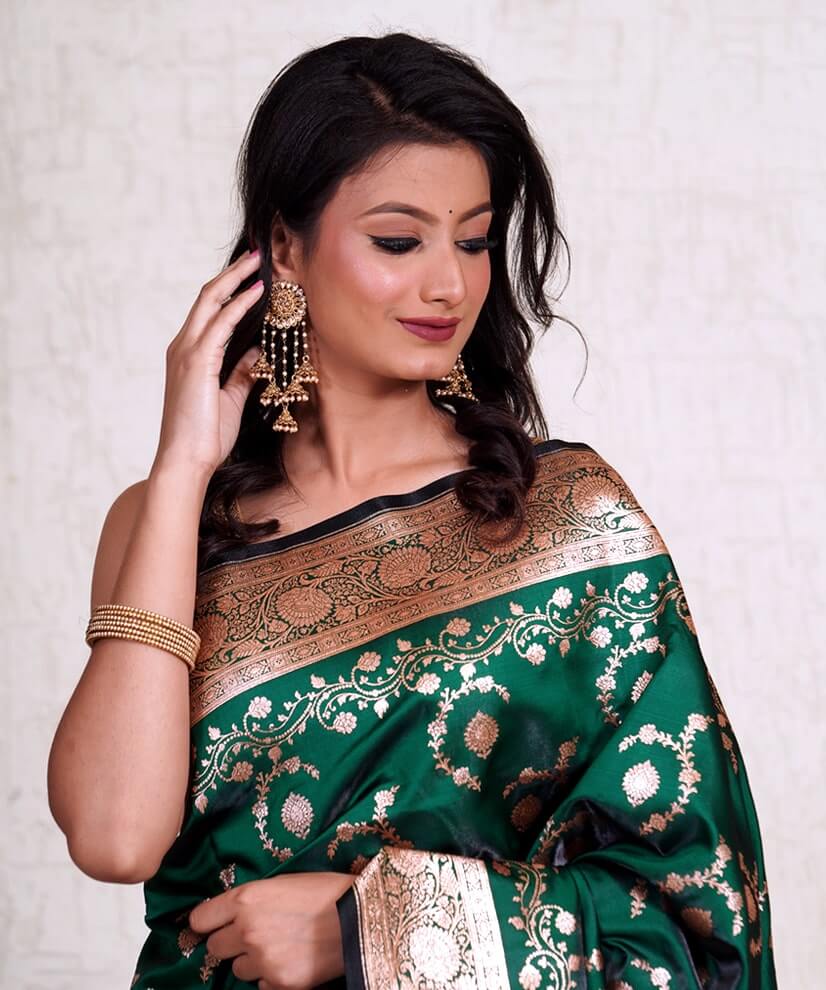 Emerald Green Banarasi Katan Silk Saree with Handwoven Zari Magic - Image 4