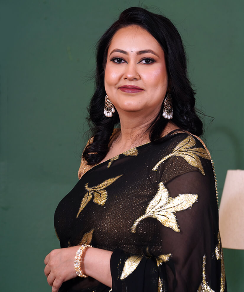 Midnight Noir Georgette Saree with Golden Botanical Print - Image 2