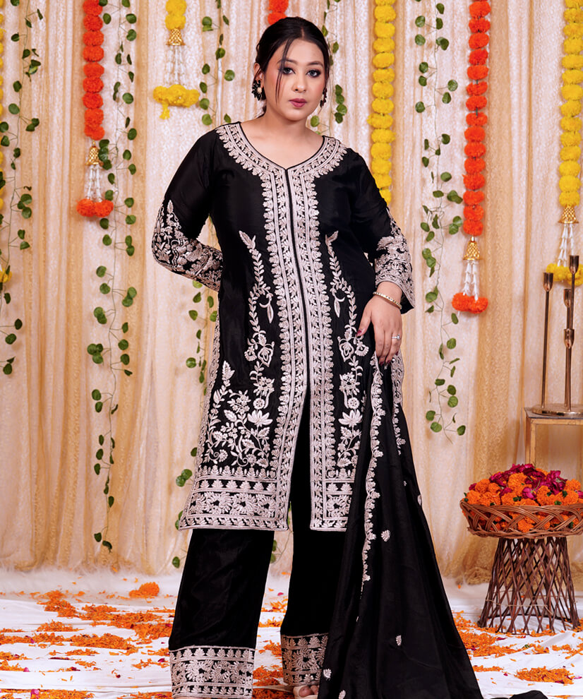 Black Embroidered Kurta Set with Dupatta – Timeless Elegance Redefined