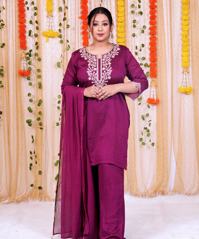 Berry Wine Kurta Set with Delicate Thread Embroidery