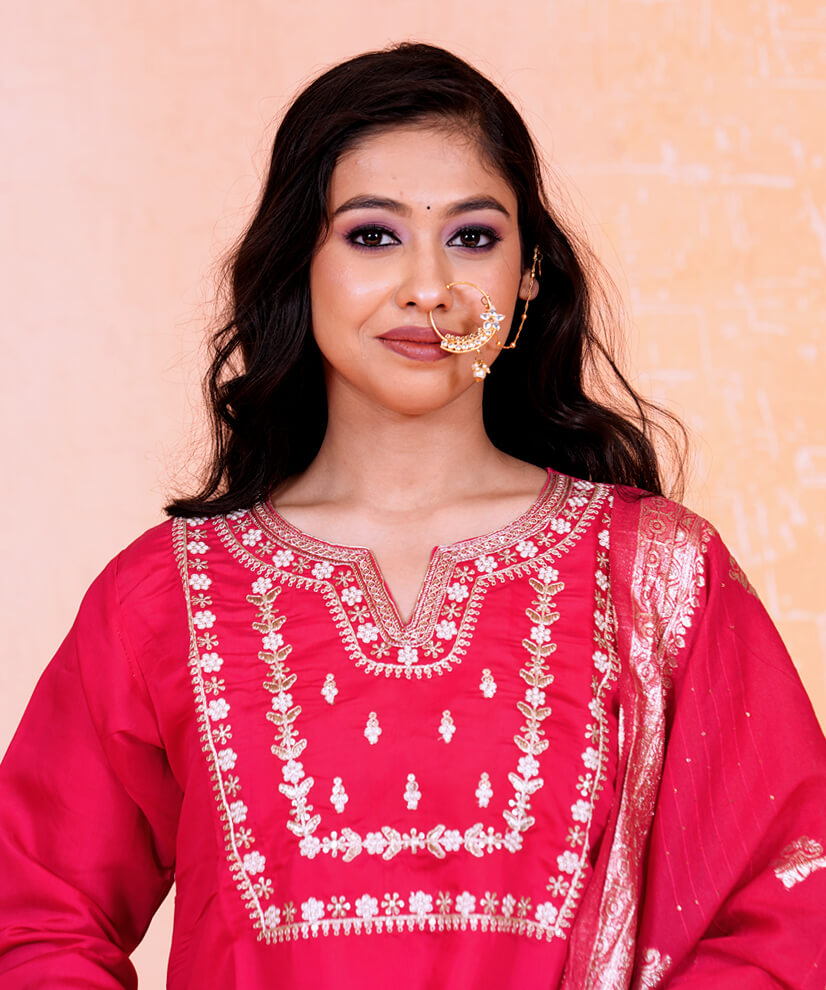 Rani Pink Kurta Set with Zari Embroidery & Chanderi Dupatta - Image 3