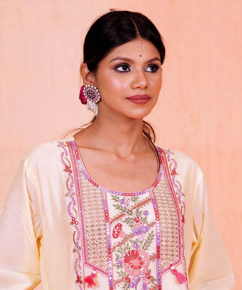 Pastel Yellow Embroidered Kurta Set with Pocket Detailing - Image 3