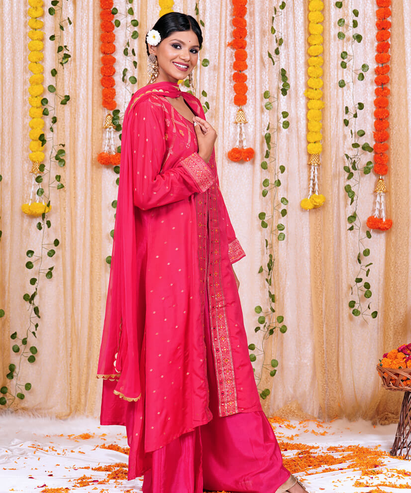 Rani Pink Georgette Embellished Kurta Set with Pants & Dupatta - Image 4