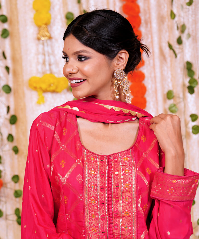 Rani Pink Georgette Embellished Kurta Set with Pants & Dupatta - Image 5