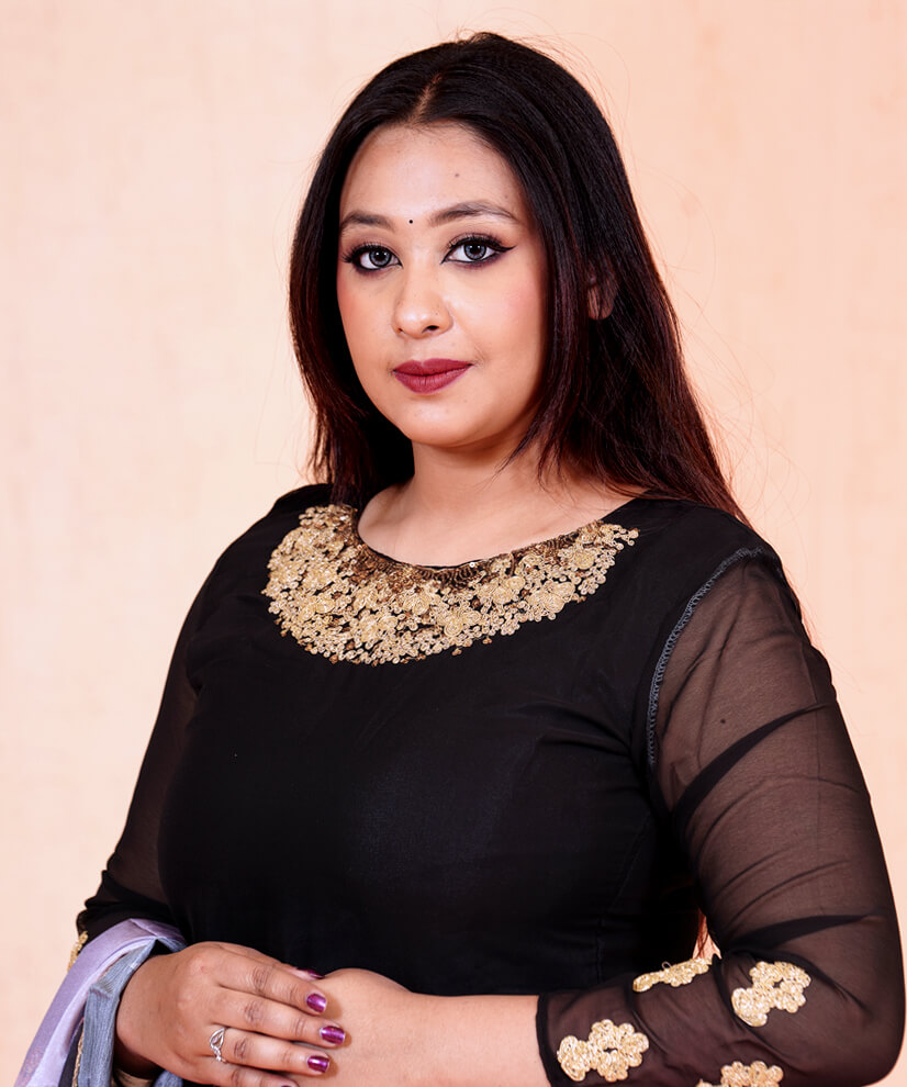 Black Embroidered Kurta Set with Lavender Shaded Floral Dupatta - Image 4